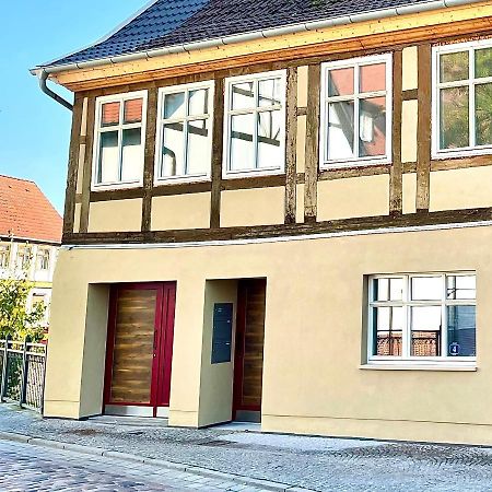 Stilvolle, Zentrale Ferienwohnung Bocksbruecke Mit Parkplatz Salzwedel Extérieur photo